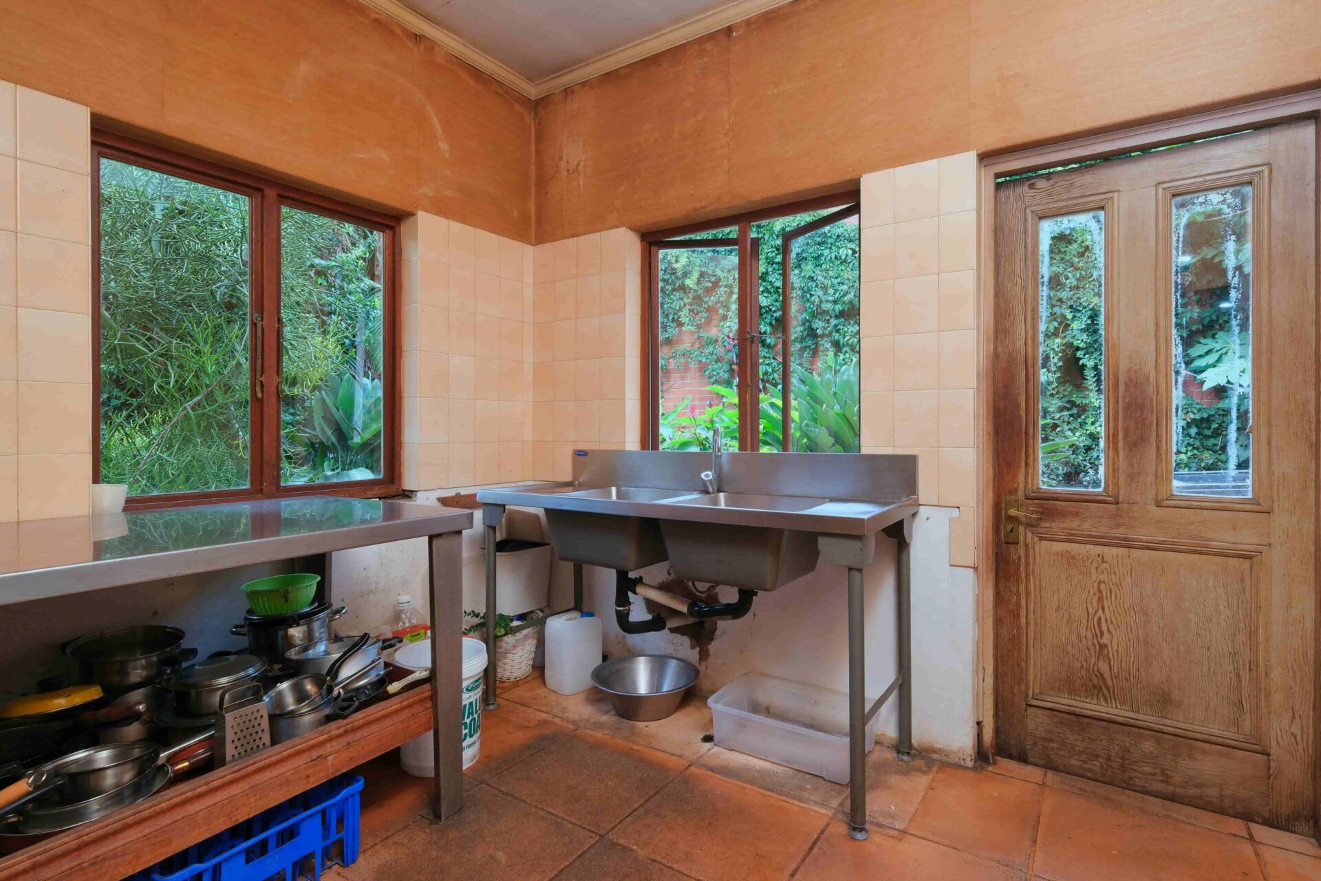 Warehouse, Industrial, Storage - 1